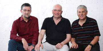 מייסדי פורטליקס. מימין לשמאל - גיל אמיד, יואב הולנדר, זיו בנימיני. צילום: דרור סיתהכל