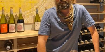 שום דבר לא מובן מאיליו ביקב עבאיה