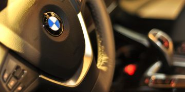 BMW מבטיחה את שרשרת האספקה על ידי עסקת קיבולת ייצור של GaN