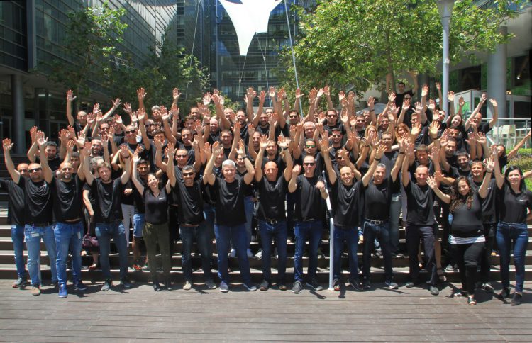 עובדי סלנו בישראל בעקבות רכישתה בידי רנסאס. צילום: אסנת קרסננסקי