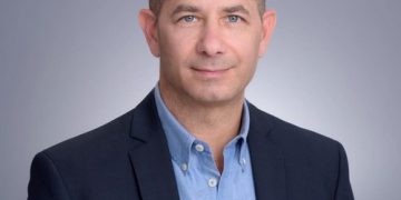 רונן לווינגר. מנכ"ל DustPhotonics. צילום יחצ