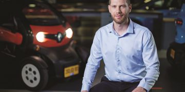 עמוס שצ'ופק, מנכל מעבדת החדשנות רנו ניסאן מיצובישי בישראל. צילום יחצ