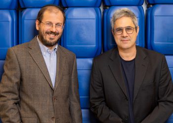 מייסדי נמו. משמאל לימין - מנכ"ל אלכסנדר זיניגרד ויונתן ענתבי מייסד שותף וסמנכ"ל פיתוח עסקי. צילום: אייל טואג