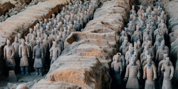 חיילי הטרקוטה - המאפיין העיקרי של שיאן. אילוסטרציה: depositphotos.com