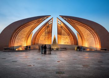 אנדרטת פקיסטן היא נקודת ציון באיסלמבאד, המייצגת ארבעה מחוזות של פקיסטן. אילוסטרציה: depositphotos.com