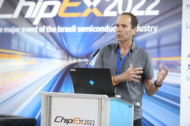 מנכ"ל אפל ישראל רוני פרידמן בכנס ChipEx2022. צילום: ניב קנטור