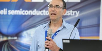 נועם אבני, אינטל בכנס Chipex2022: "חוק מור לא נעצר, ב-2030 נגיע לטריליון טרנזיסטורים על פיסת סיליקון"