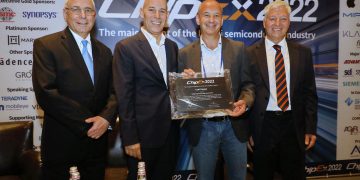 מימין לשמאל, מנכ"ל ASG שלמה גרדמן, אייל דגן, יו"ר הכנס פרופ' רן גנוסר ונשיא סמי אירופה לת' אלטימימה. צילום: איילת גרדמן