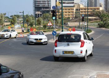 מערכת התקשורת בין מכוניות לתשתית V2X של אוטוטוקס. צילום יחצ