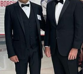 פרופ' שעשוע ומנכל פורד ג'ים פארלי. צילום יחצ