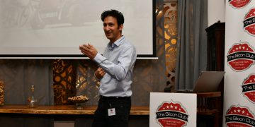 אסף פורמוזה, מנכ"ל סיטי טרנספורמר בכנס הסיליקון קלאב, ספטמבר 2022. צילום: שמואל אוסטר