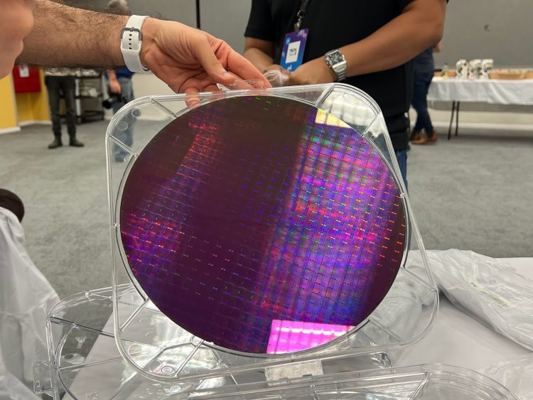 מעבדי רפטור לייק שפותחו ומיוצרים באינטל ישראל. צילום: אבי בליזובסקי