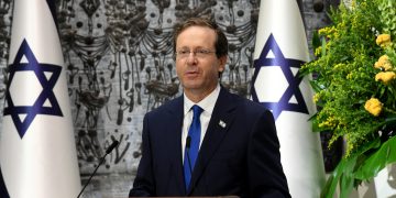 נשיא המדינה יצחק הרצוג בבית הנשיא. ארכיון. צילום: עמוס בן גרשום, לע"מ