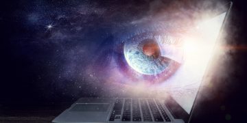 המחשב צופה בך. אילוסטרציה: depositphotos.com