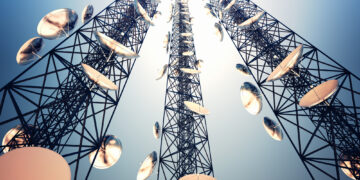 מגדל תקשורת. אילוסטרציה: depositphotos.com