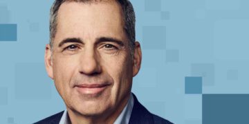 סטיוארט פאן מנכל פעילות הפאונדרי החדש של אינטל. צילום יחצ, אינטל