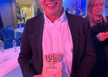 "המפורסם בין הפרויקטים היזמיים שלי הוא מובילאיי" – מדבריו של פרופ' אמנון שעשוע בטקס פרס ישראל