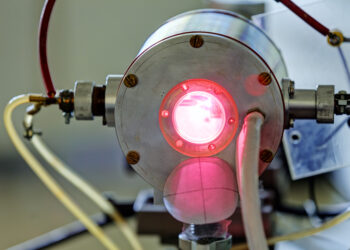 לייזר במעבדת פיזיקה. המחשה: depositphotos.com