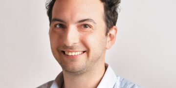 אורי גושן, מנכ"ל משותף -AI21 Labs. צילום: רועי שור