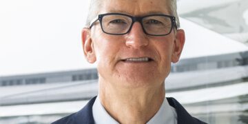 אפל חתמה על עסקת מילארדים לרכישת רכיבי 5G מברודקום