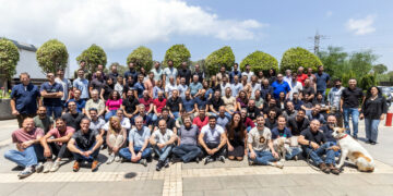 עובדי אוטוטוקס. צילום: איל טואג