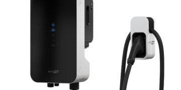 מטען דו כיווני לרכב חשמלי של סולאראדג. צילום יחצ