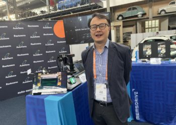 Colin Kwan, נשיא ומנכ"ל MEMS Drive בתערוכת AUTOSENS 2023 שהתקיימה בבריסל. צילום: אבי בליזובסקי