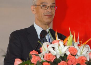 פרופ' דוד מנדלוביץ' באירוע בסין. צילום באדיבות המצולם.