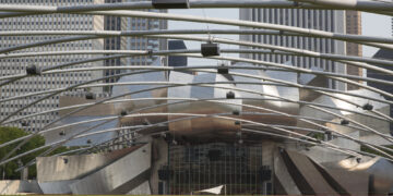 ביתן פריצקר - אולם אירועים גדול בפארק המרכזי בשיקאגו.המחשה: depositphotos.com