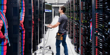 שרתי בינה מלאכותית. צילום יחצ, IBM