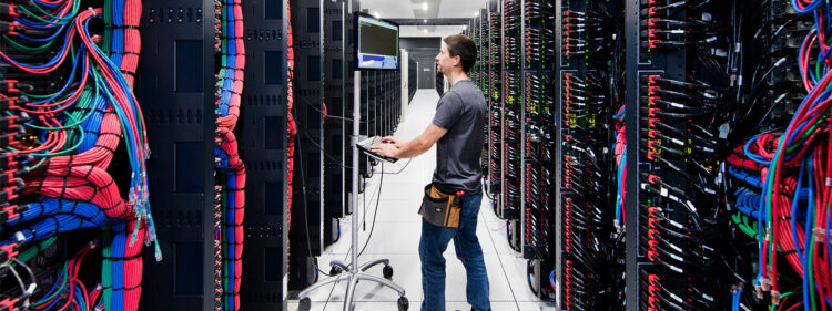 שרתי בינה מלאכותית. צילום יחצ, IBM