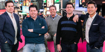 הנהלת Vast Data: אייברי פאם, רנן חלק, שחר פינבליט, מייקל ווינג וג'ף דנוורת. צילום יח"צ