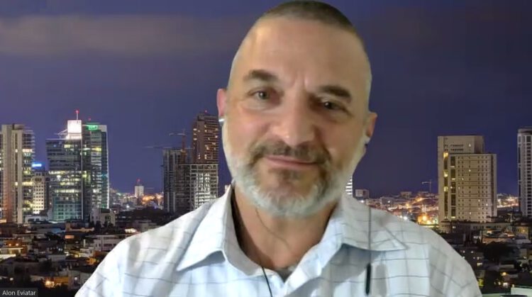 אלון אביתר במפגש הסיליקון קלאב. צילום מסך