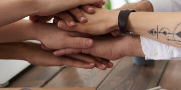 "מה שלומך?" – איך צמד מילים פשוטות הפך בלתי אפשרי