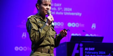 תא"ל יעל גרוסמן, מפקדת לוטם. צילום: דרור סיתהכל