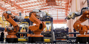 רובוטים תעשייתיים. המחשה: depositphotos.com