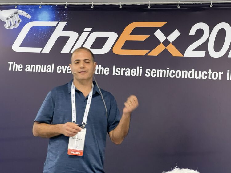 עדי חבושה, AWS בכנס ChipEx2024. צילום: אבי בליזובסקי