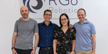 מימין: אסף אגמון – מייסד שותף ו-VP R&D, יעל פאינרו – נשיאה ו-CBO, אמיר בוסאני – מייסד שותף ומנכ"ל, ניצן חורש – מייסד שותף ו-CTO. קרדיט צילום: שירה וייס.