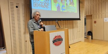 פרופ' עידן שגב בהרצאה במפגש הסיליקון קלאב בבית IBM. צילום: שמואל אוסטר.