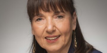 שלומית וייס, הישראלית שהגיעה לתפקיד הבכיר ביותר באינטל בראיון בלעדי ל-TapeOut: "גם לי אמרו בהתחלה שאני רגישה מדי כי בכיתי אבל בסוף התקדמתי"