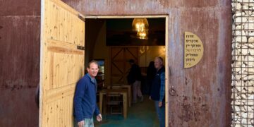 עבר, הווה, עתיד – הקשר המתמשך בין עבדת ויין