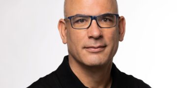 אלוף במיל' ד''ר יעקב בנג'ו מצטרף לרבילנס. קרדיט: אייל טואג