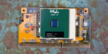 מעבד של אינטל. צולם בתערוכה בקייב, 2020. המחשה: depositphotos.com