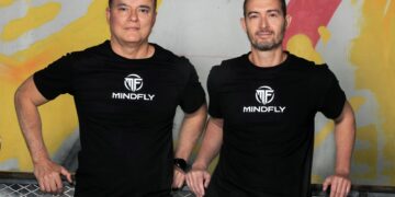 מייסדי MindFly (מימין לשמאל) ערן טל(מנכ''ל), ויהודה אלמליח (CTO)-קרדיט צלמת-אסנת קרסננסקי