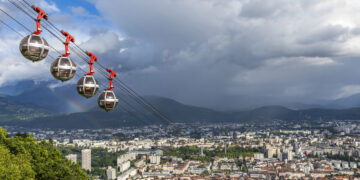גרנובל, בעיר נמצא מרכז מחקר גדול בתחום השבבים. המחשה: depositphotos.com