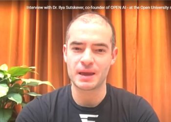 איליה סוצקובר בראיון לאוניברסיטה הפתוחה ב-2023, האוניברסיטה הפתוחה. צילום מסך