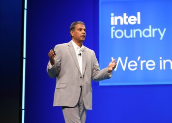 מנכ"ל מפעלי היצור של אינטל: המפעל בקרית גת מוביל בדיוק ביצועים, בתפוקה כפי שתוכנן, וכמודל למתקנים אחרים