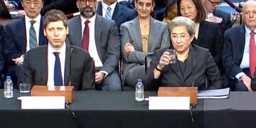 מנכ"לית AMD ליסה סו ומנכ"ל OPEN AI סם אלטמן בהופעה בפני וועדה של הקונגרס. צילום מסך מתוך ערוץ היוטיוב של הקונגרס האמריקני