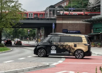 MOIA - רכבים אוטונמיים מבוססי מכ"ם של מובילאיי. צילום: קבוצת פולקסווגן