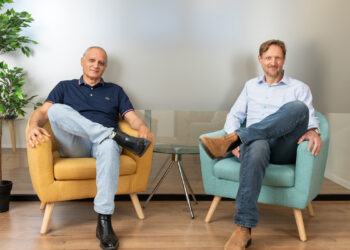 מייסדי נאולוג'יק. משמאל לימין אבי מסיקה וזיו לשם. קרדיט אביב קורט